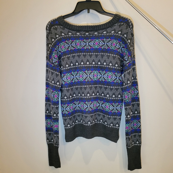 Junior SO Sweater - Picture 3 of 4